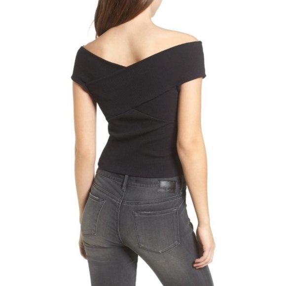 Lush Crisscross Off-the-Shoulder Top - Picture 2 of 6